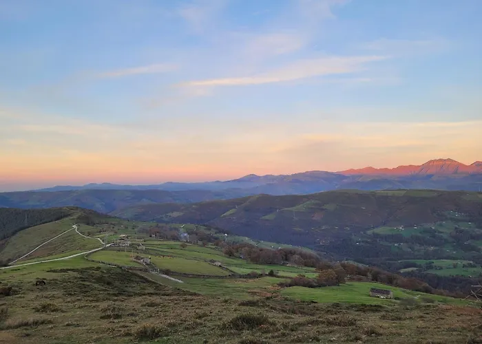Pasiega Montes Del Pas La Sota
